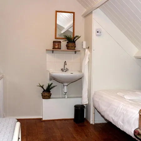 Tatil Evi Egmonds Kroft Zomerhuis Met Slaapkamer En Doorgangsslaapkamer